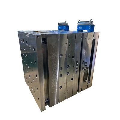 鉄鋼工具と注射鋳造 オーバーモールディングのCNCEDM 粉塵のないワークショップ